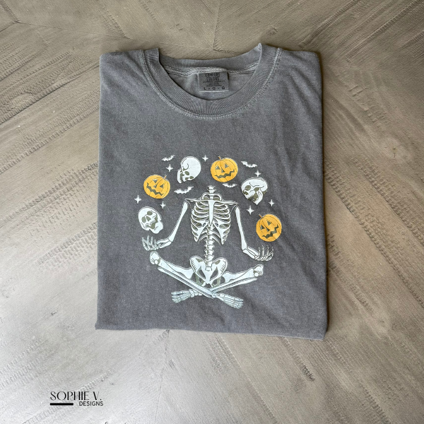 Skeleton Pumpkin Comfort Colors Tee